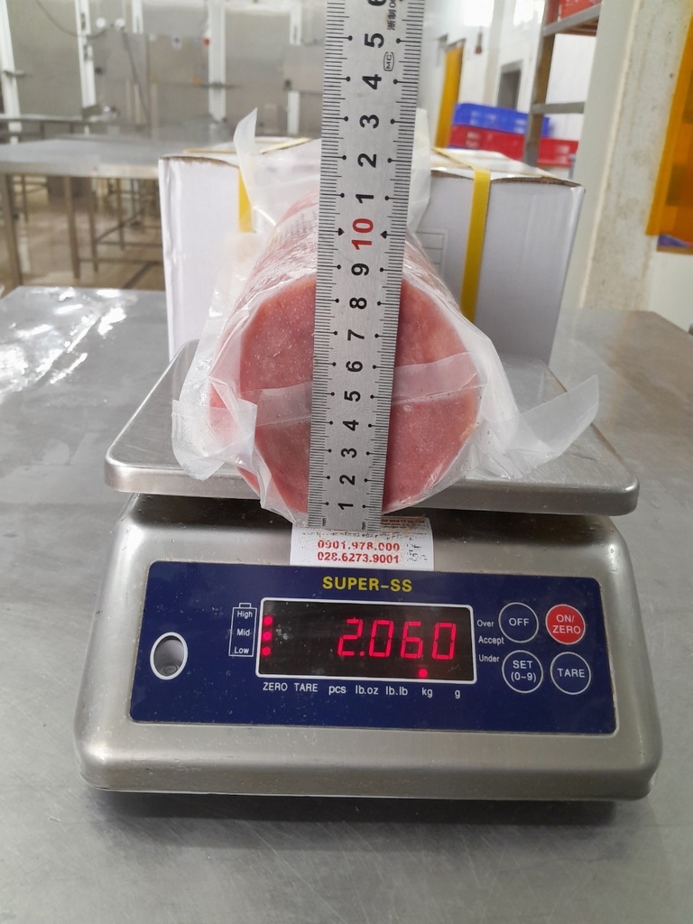 YELLOW FIN TUNA MEDALLION