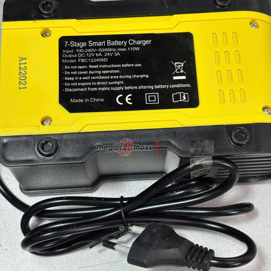 Sạc foxsur 12V/24V - 6A