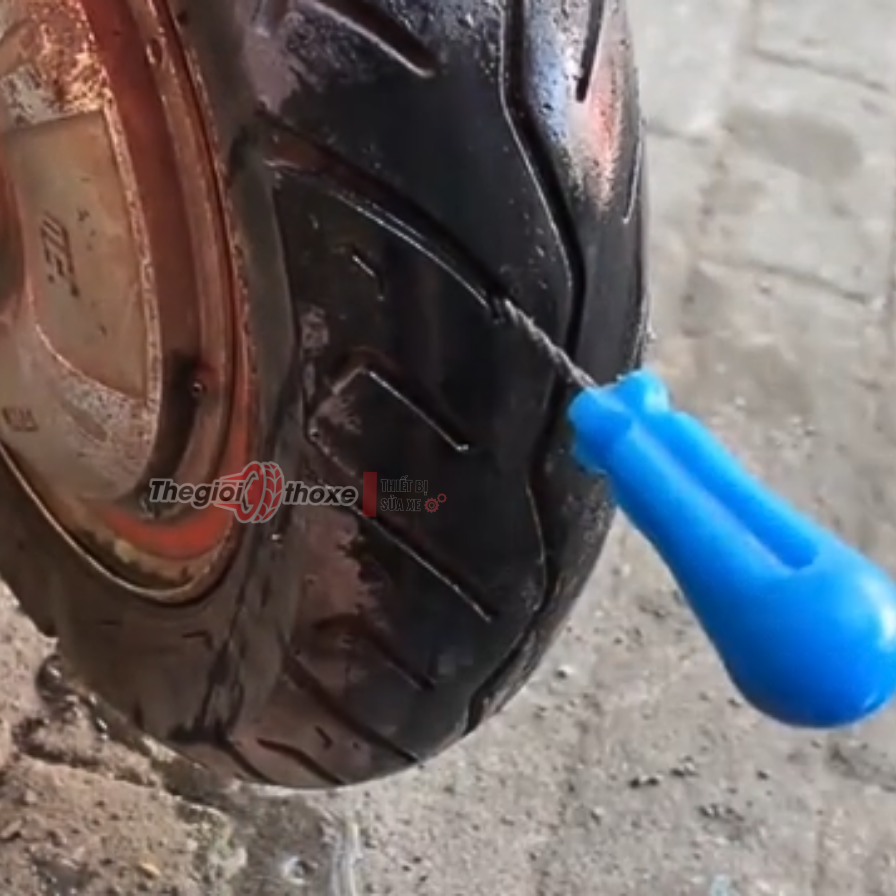 Cây dùi vá lốp