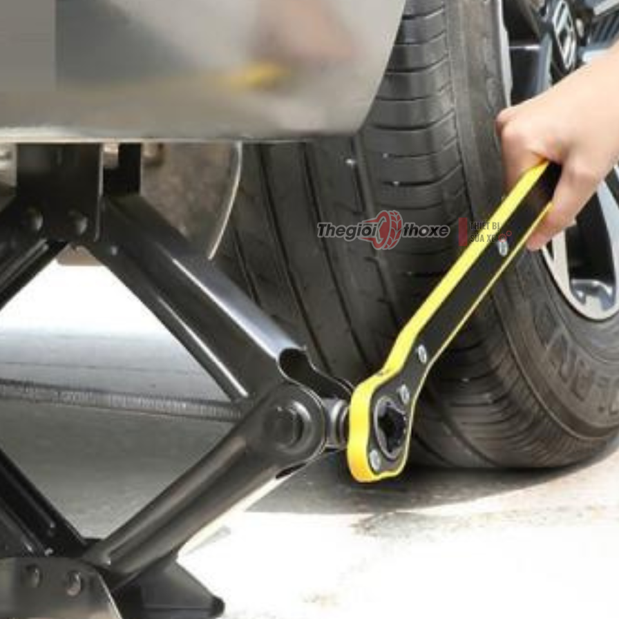 Cờ lê Kích Trợ Lực chữ thập/ hoa mai