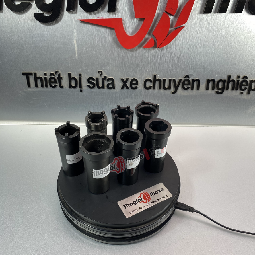 Tuýp mở chén cổ xe máy