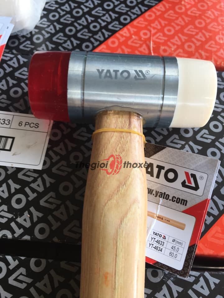 Búa cao su cán gỗ Yato YT-4633