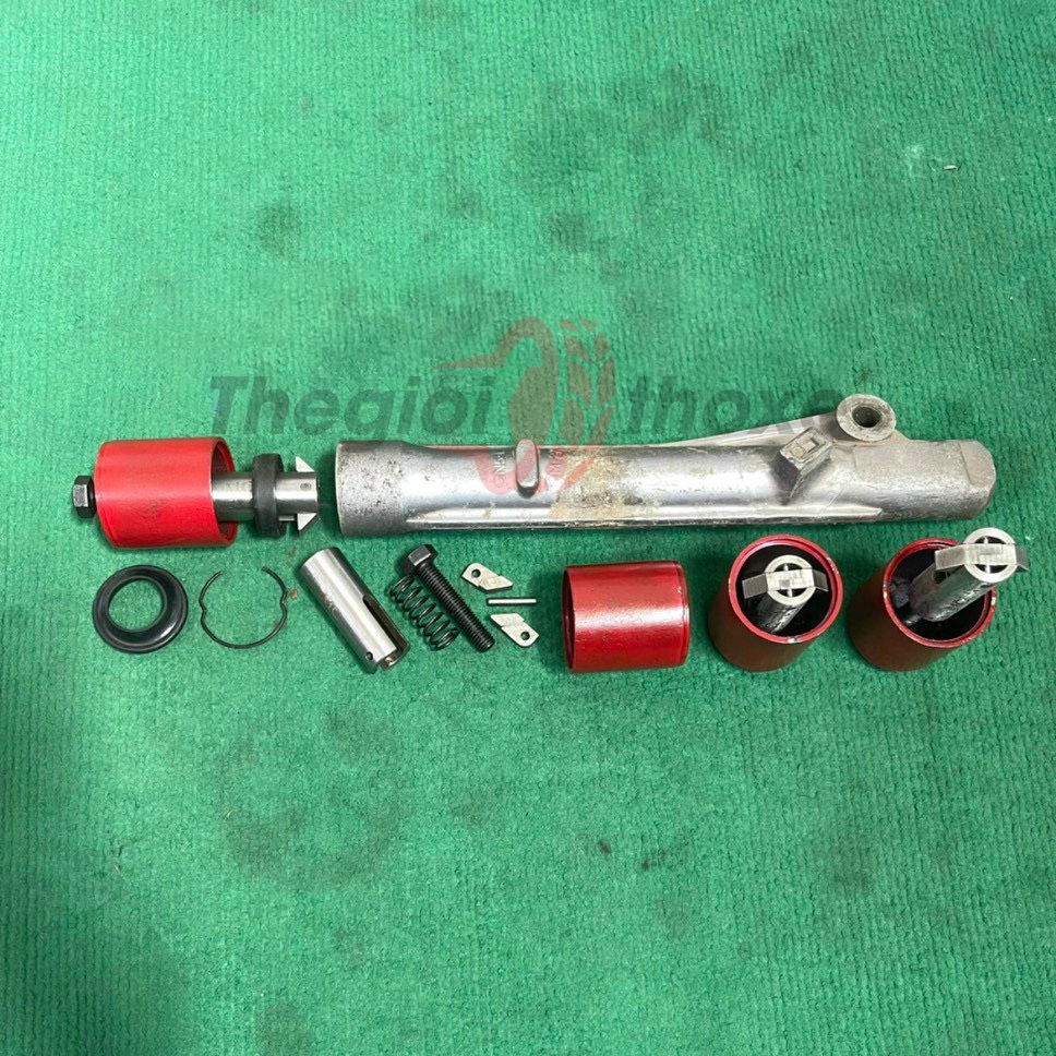 Cảo phốt phuộc trước, Tháo phớt phuộc xe máy, nhanh gọn.