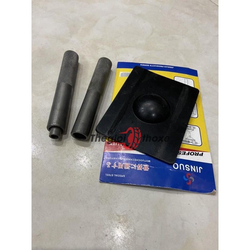 Dụng cụ ra vào móng xupap
