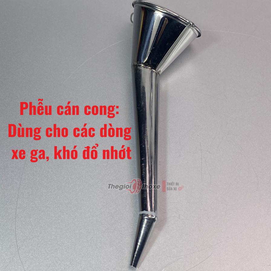 Phễu thay nhớt xe máy bằng tôn