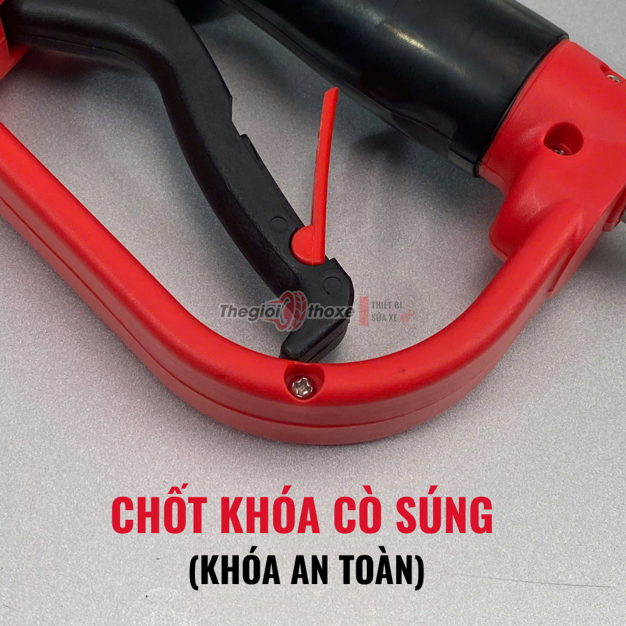 Súng rửa xe cao áp loại ngắn đỏ đen - Chân nối nhanh