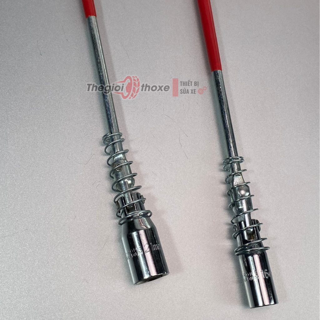 Tuýp mở bugi xe máy, ô tô