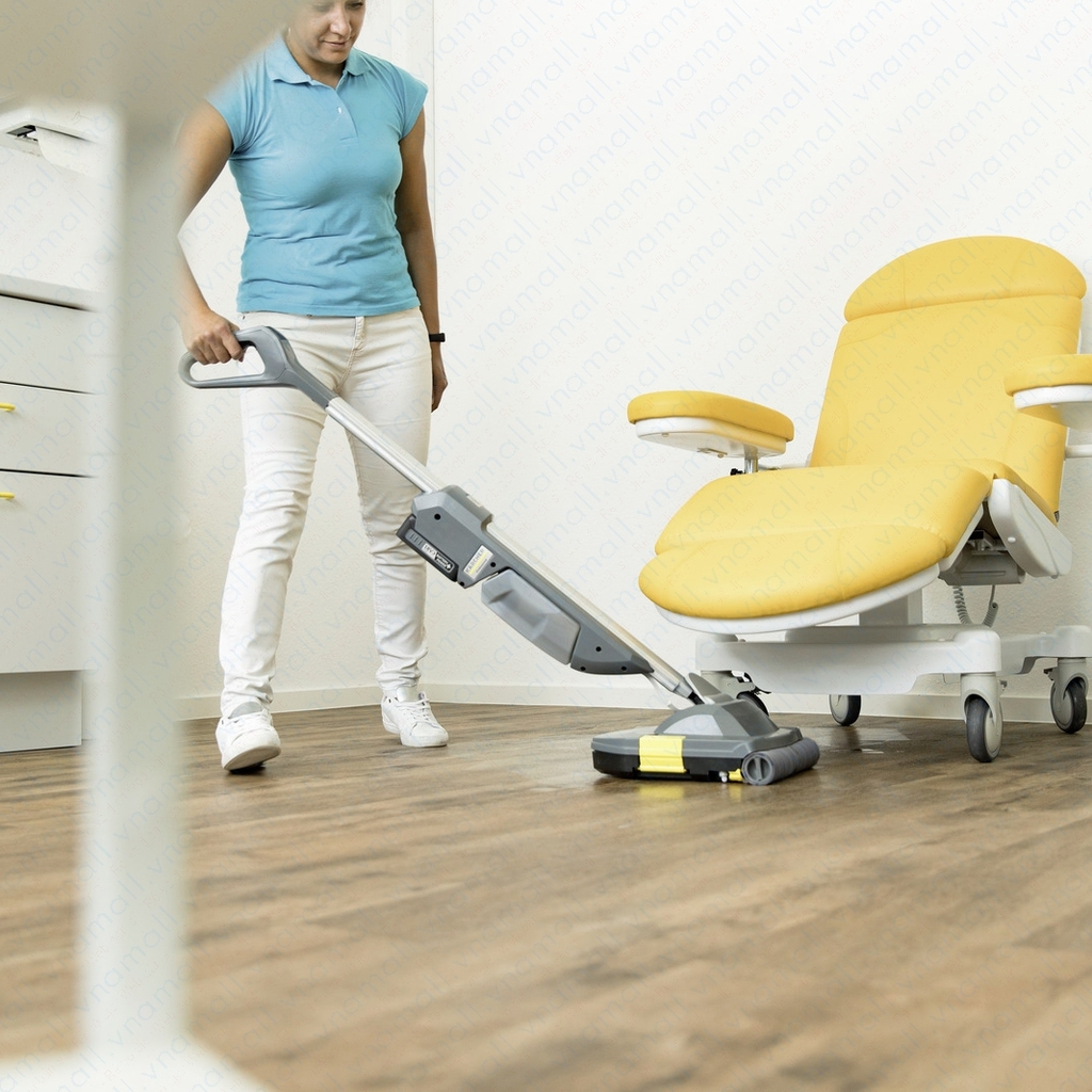 Máy chà sàn liên hợp không dây Karcher BR 30/1 C Bp Pack chính hãng