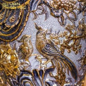 Lộc bình Phú Quý Trường Xuân Đắp Nổi Men Rạn Vẽ Vàng Bát Tràng