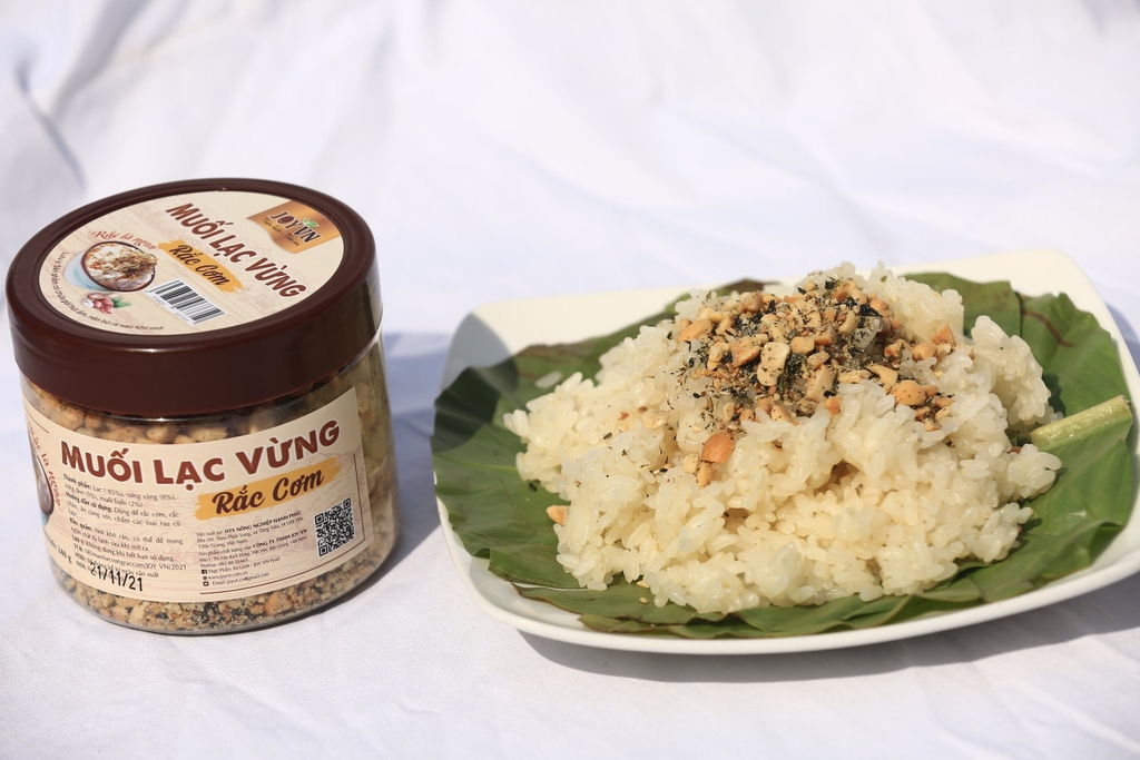 Muối lạc vừng - rắc cơm