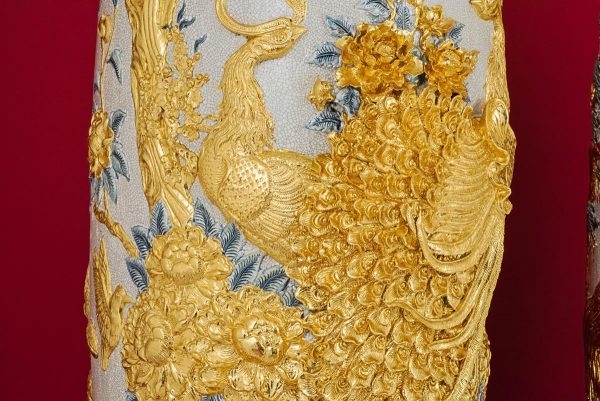 Lộc Bình Phú Quý Trường Xuân Men Rạn Dát Vàng Bát Tràng