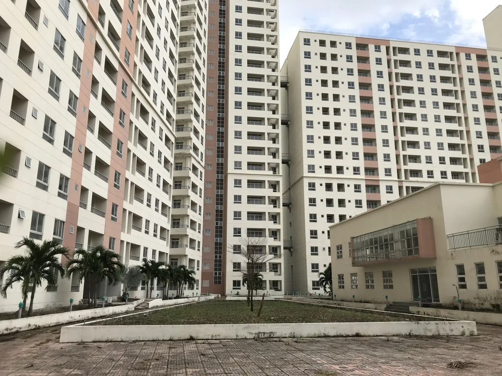 Bộ Tài chính đề nghị hoàn tất xử lý nhà, đất dôi dư ngay trong năm 2026