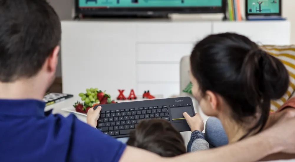 BÀN PHÍM LOGITECH WIRELESS K400 PLUS