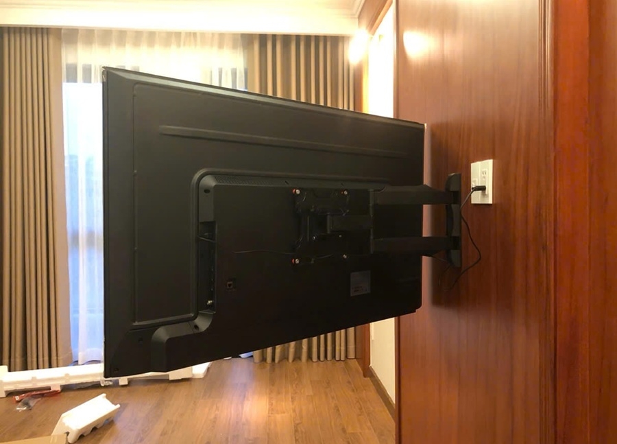 Giá Treo TiVi Góc Xoay Ergotek E85 (32 - 65 inch)