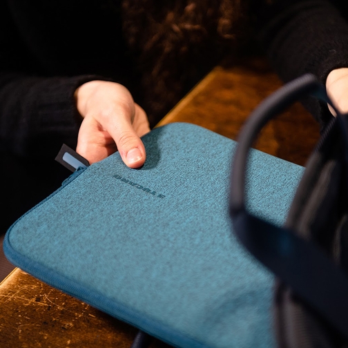 Túi chống sốc Tucano melange second skin Macbook Pro 13''