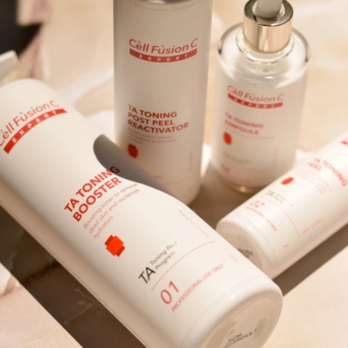  Bộ Sản Phẩm Peel Trắng Da An Toàn TA Toning Peel  Thương hiệu: Cell Fusion C  Xuất xứ: Hàn Quốc