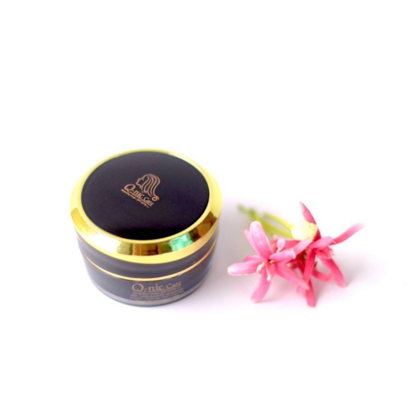 kem dưỡng trắng da ban đêm Qnic care Thái Lan