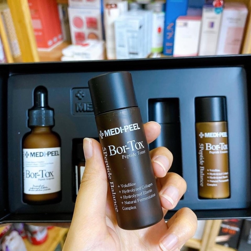 Set Dưỡng Da 4 món Medi-Peel Bor-Tox (MÀU ĐEN)-hàn