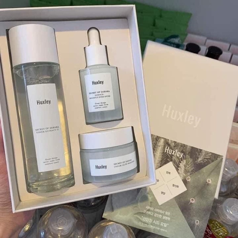 Set dưỡng ẩm, phục hồi và chống lão hóa da Huxley