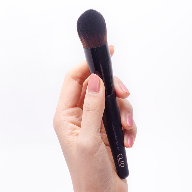 Cọ Clio Pro Play Prism Face Brush 204-tq