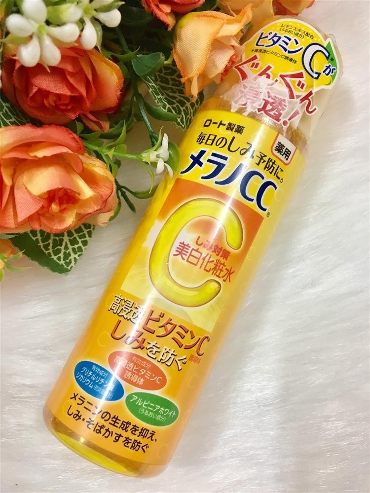 Nước hoa hồng CC Melano - NHẬT