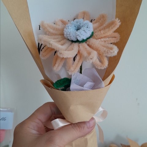 BÓ HOA HƯỚNG DƯƠNG KẼM NHUNG HANDMADE
