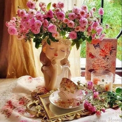 LỌ HOA DECOR MẪU BÌNH HOA CÔ GÁI TRANG TRÍ NHÀ