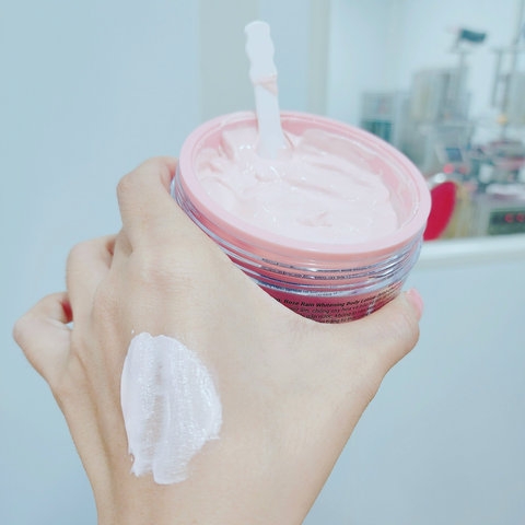 COMBO 2 KEM DƯỠNG TRẮNG DA TOÀN THÂN ROSE RAIN WHITENING BODY LOTION - ROSY