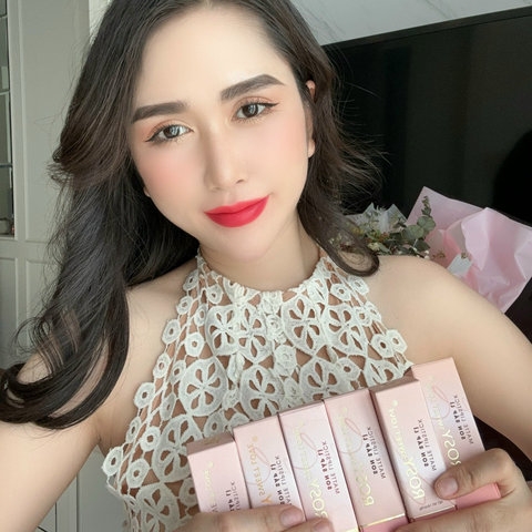 SET 2 SẢN PHẨM NƯỚC HOA CHAVA SIMPLE 10ML + SON SÁP LÌ ROSY SWEETLOVE