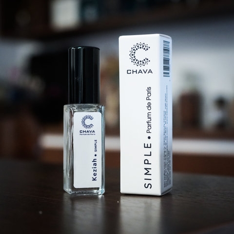 NƯỚC HOA NỮ MINI SIMPLE KEZIAH 5ML PHONG CÁCH XỊT - CHAVA