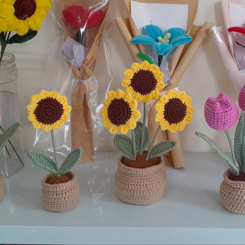 BÓ HOA TUYLIP BẰNG LEN HANDMADE YUKISHOP YK17