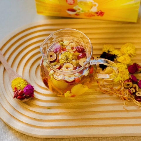 TRÀ DƯỠNG NHAN ĐÔNG TRÙNG HẠ THẢO HỘP 15 GÓI - YẾN BEAUTY