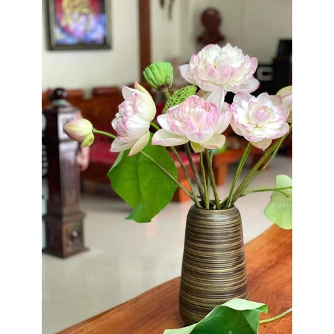 BÌNH CẮM HOA DÁNG ĐU ĐỦ, CHẤT LIỆU GỐM SỨ BÁT