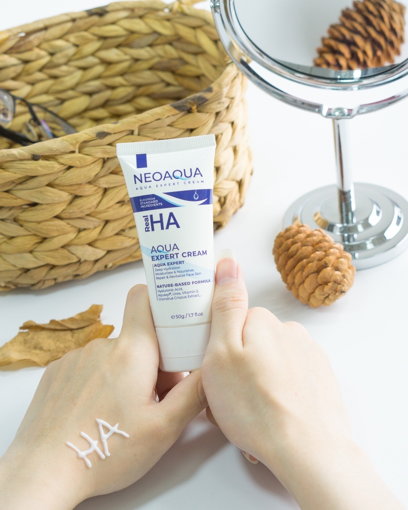 [THÙNG] KEM DƯỠNG ẨM CHUYÊN SÂU NEOAQUA EXPERT CREAM 50G - 84 TUÝP/THÙNG