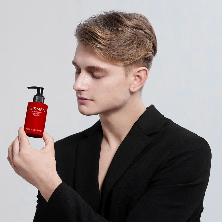DUNG DỊCH VỆ SINH NAM 3 IN 1 SIRMEN EUROPE GENTLEMEN HƯƠNG NƯỚC HOA CHÂU ÂU NAM TÍNH QUYẾN RŨ DÒNG CAO CẤP 100G - SIRMEN