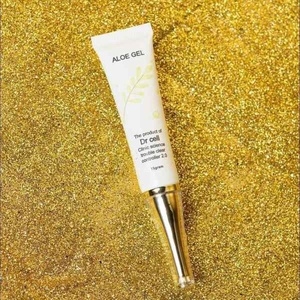 GEL NHA ĐAM TRỊ MỤN 15ML - DR CELL