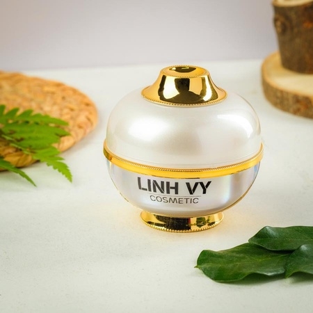 KEM DƯỠNG TRẮNG DA GIÚP NGỪA LÃO HÓA, CHỐNG NẮNG GIỮ ẨM VÀ SE KHÍT LỖ CHÂN LÔNG - LINH VY