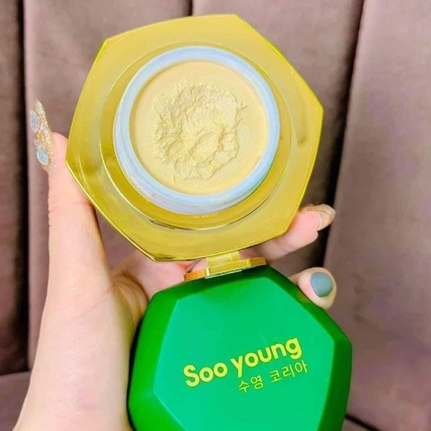 KEM DƯỠNG TRẮNG DA BAN NGÀY LỤC TẢO - SOO YOUNG