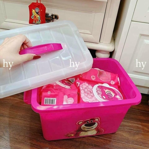 KHĂN ƯỚT GẤU DÂU KÈM THÙNG NHỰA [THÙNG 13