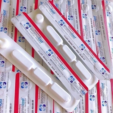GEL NGỪA SÂU RĂNG, MÒN RĂNG, MỦN RĂNG VECNI FLUOR - ANAMELAST