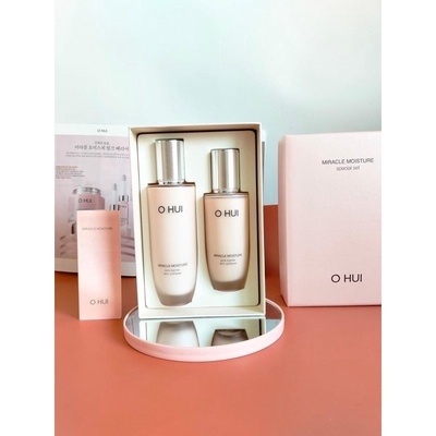 SET 2 LỌ NƯỚC HOA HỒNG/ TONER CÂN BẰNG ẨM TRẮNG DA OHUI AD379