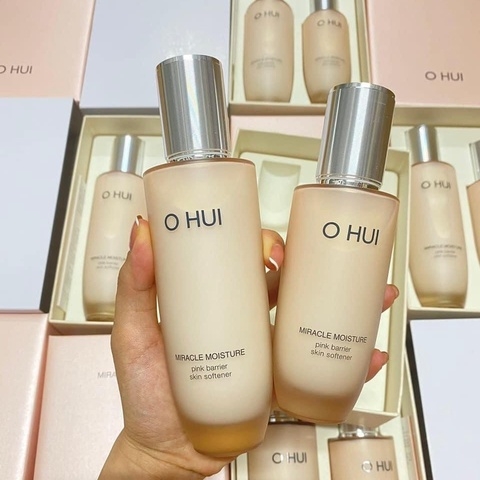 SET 2 LỌ NƯỚC HOA HỒNG/ TONER CÂN BẰNG ẨM TRẮNG DA OHUI AD379