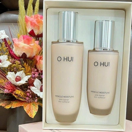 SET 2 LỌ NƯỚC HOA HỒNG/ TONER CÂN BẰNG ẨM TRẮNG DA OHUI AD379