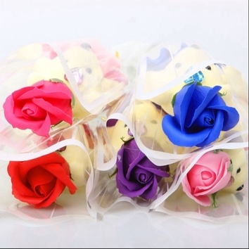 HOA HỒNG 1 BÔNG KÈM GẤU - SU CLOTHING
