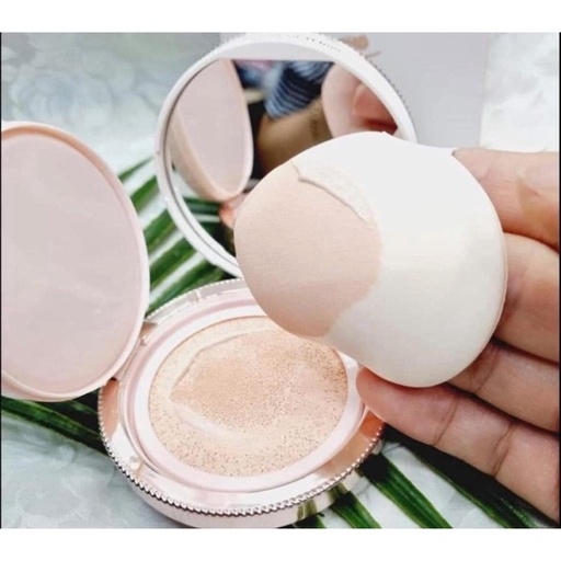 SET PHẤN NƯỚC WHOO BẢN ĐẶC BIỆT KÈM 2 LÕI THAY THẾ TẶNG THÊM SON LÌ AD440