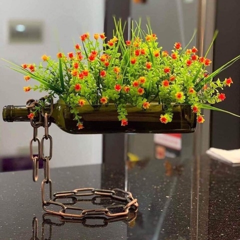 BÌNH HOA, LỌ HOA THỦY TINH HÌNH CHAI KÈM DÂY XÍCH, LỌ HOA BAY TRANG TRÍ, DECOR ĐỘC ĐÁO