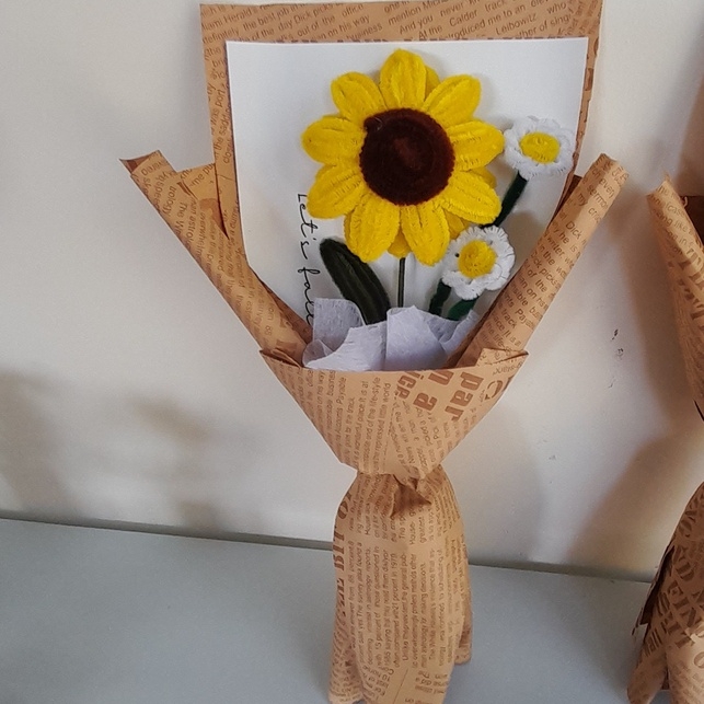 BÓ HOA HƯỚNG DƯƠNG KẼM NHUNG HANDMADE
