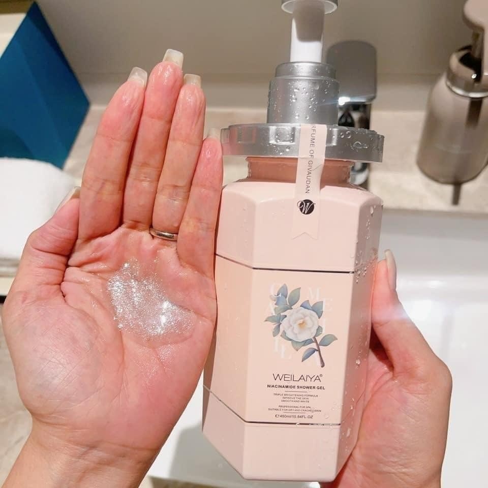 Sữa Tắm Trắng Da Hoa Trà Weilaiya Niacinamide Shower Ge-hàn