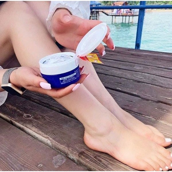 Kem trị nứt nẻ gót chân tay Shiseido Urea Cream Nhật