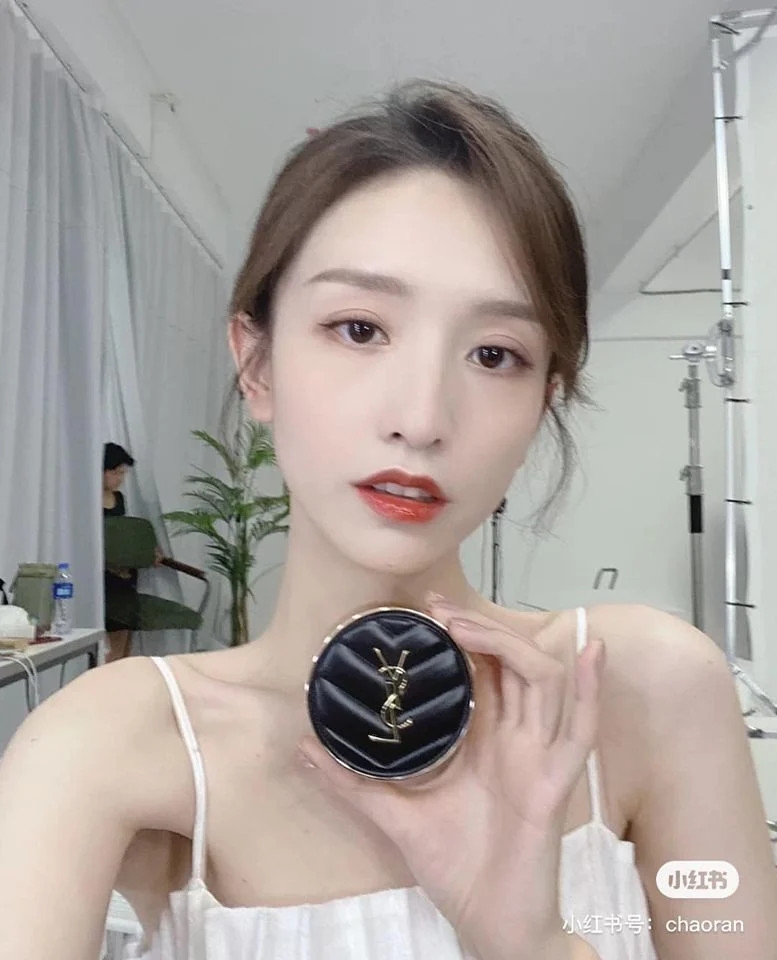 CUSHION YSL TONE 20 VỎ DA LIMITED MINI 5G FULLBOX-pháp